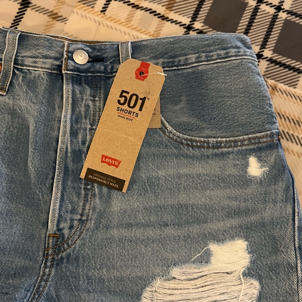 Levi’s 501 high rise shorts. - Picture 3 of 4